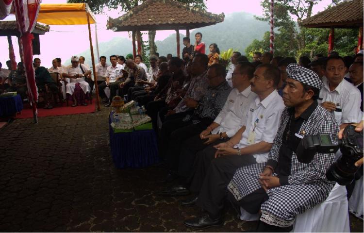 Acara Penyerahan Penghargaan Aplikasi Smart  Desa dari MURI