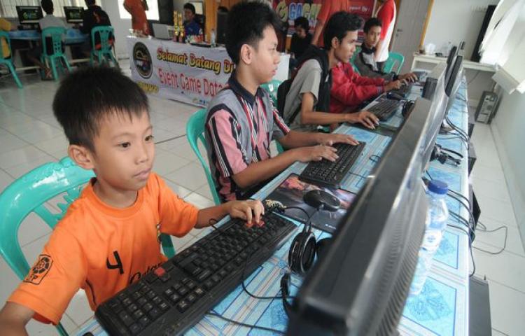 Mimpi Pemerintah Kecepatan Internet di Rumah: 20 Mbps