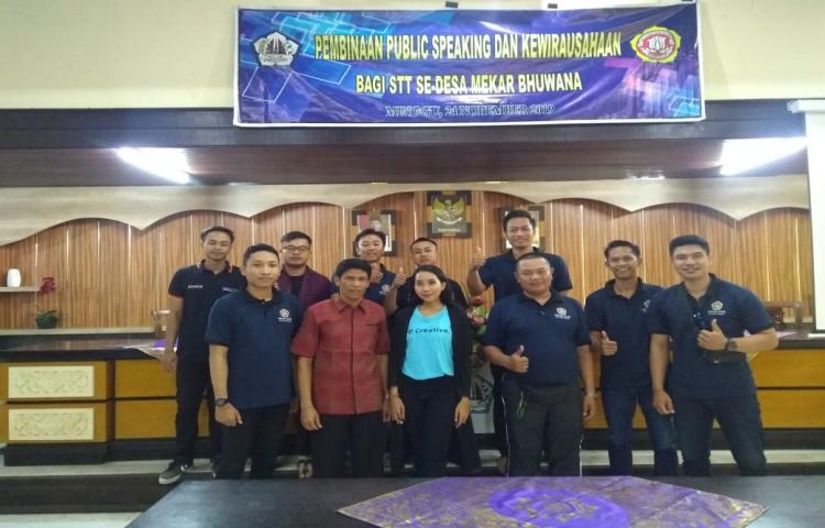 Pembinaan Publik Speaking dan Wirausaha