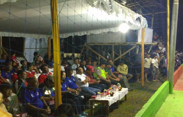 Pembukaan Kejuaraan Bola Voli Cup Antar Banjar di Banjar Sengguan Sempidi