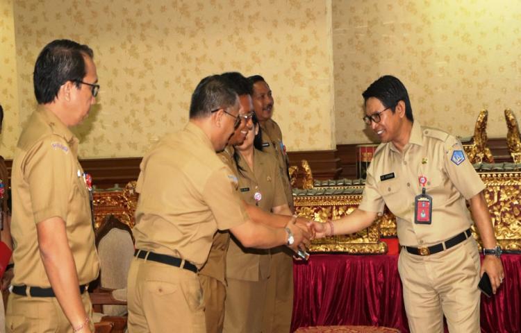 Sekda Badung Buka Sosialisasi Keterbukaan Informasi Publik  Tingkatkan Profesionalitas PPID dalam Keterbukaan Informasi