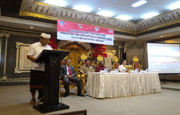 Diklat dan Uji Sertifikasi Kompetensi Manajer dan Juru Buku bagi 60 Koperasi di Kab. Badung
