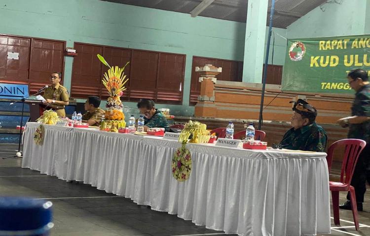 Rapat Anggota Tahunan ( RAT ) Koperasi Unit Desa (KUD) Ulun Tanjung