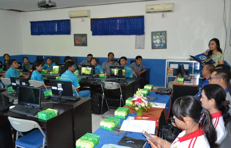 sosialiasi prinsip-prinsip perkoperasian di SMK TI Global Bali