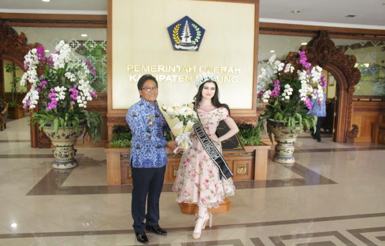 Kunjungan Miss Pure International United Kingdom