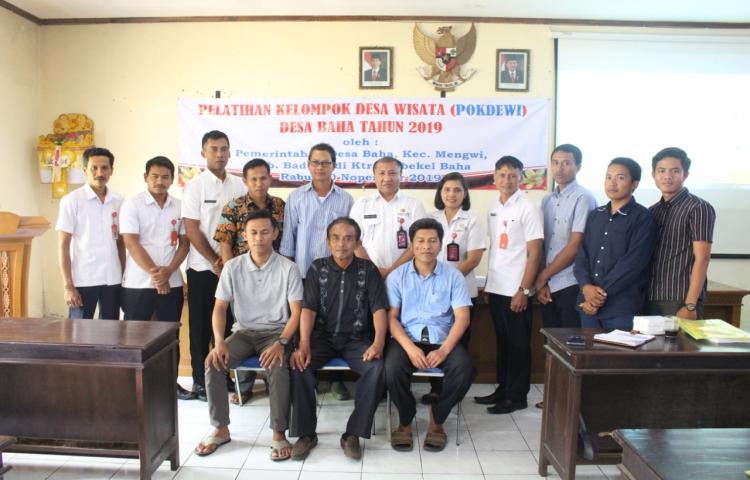 Pelatihan Kelompok Desa Wisata (POKDEWI) Desa Baha Tahun 2019