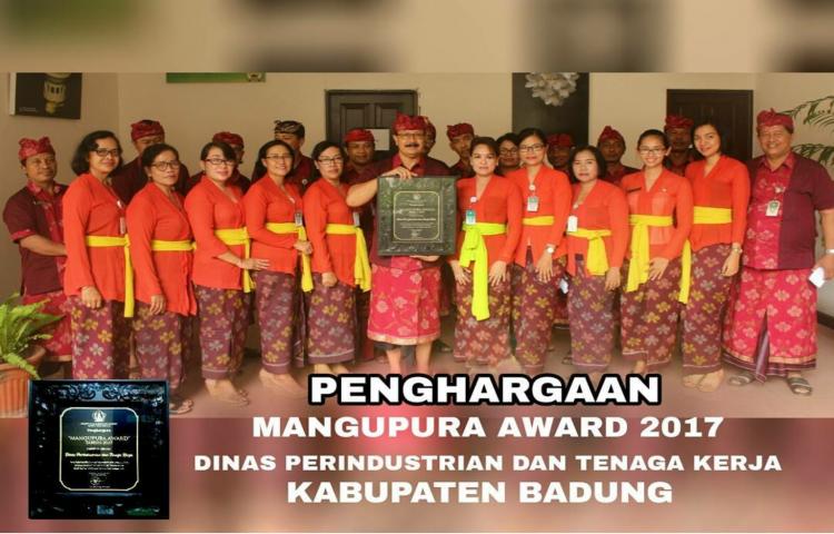 Disperinaker Memperoleh Penghargaan Mangupura Award 2017
