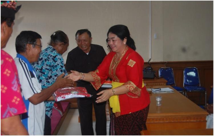 Pembinaan dan Pelayanan Sosial kepada Karang Lansia di Kabupaten Badung