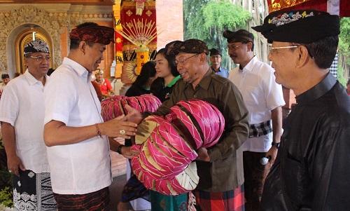 Badung Luncurkan Inovasi Batik, Desa Adat Sempidi dan Kwanji Percontohan Pertama di Bali