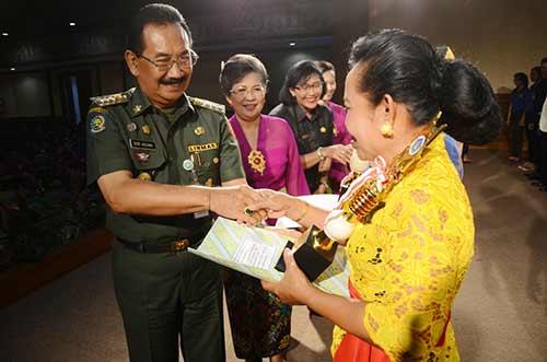 Badung Peringati Hari Ibu ke-86 Dorong Kaum Perempuan Menjadi Pemimpin Perubahan