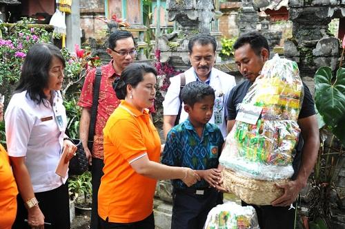 Budayakan Masyarakat Berkebun, Ketua K3S Ajak Tanam Cabai di Banjar Sekar Mukti, Pelaga