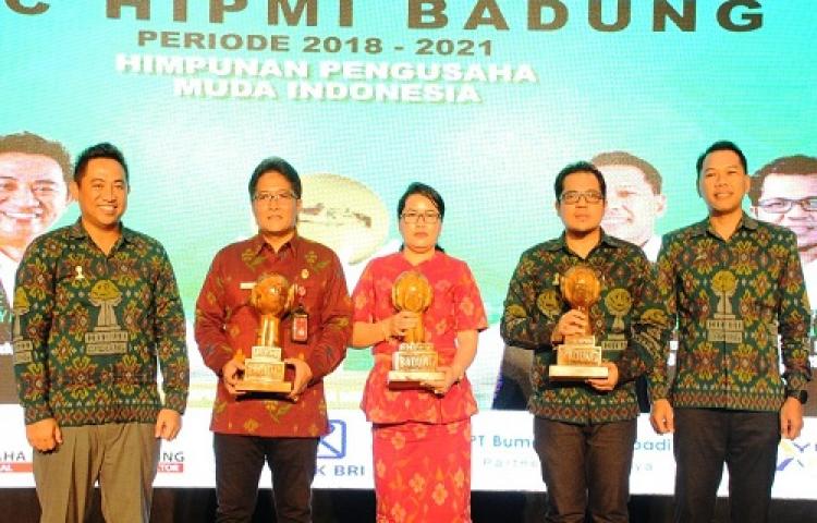 Bupati Giri Prasta Hadiri Pelantikan BPC HIPMI Badung  Harapkan HIPMI cetak lebih banyak pengusaha muda