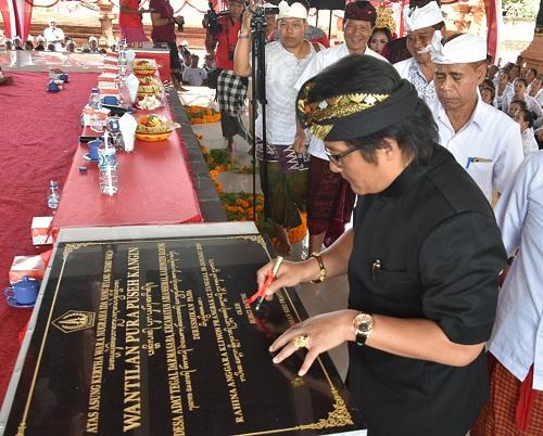 Bupati Badung Hadiri Upacara Pemelaspasan di Pura Puseh Desa Adat Tegal Darmasaba