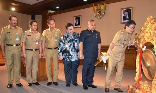 Bupati Buka Forum Kelitbangan di Badung,  Kaban Litbang Kemendagri : Badan Litbang Harus Dukung Pemkab Wujudkan Inovasi Baru