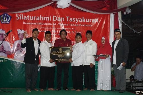 Bupati Giri Prasta Silahturahmi dan Resmikan Mushola At-Taqwa