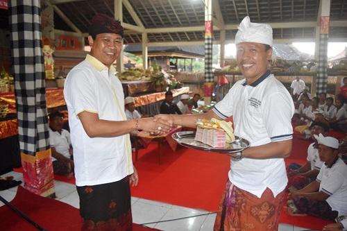 DA Punggul Laksanakan Atma Wedana dan Manusia Yadnya, Wabup Suiasa Ingatkan Kebersamaan