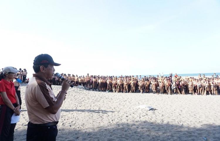 Gema Bakti Pramuka, Bakti Sosial di Pantai Perancak