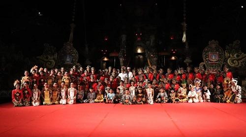 Parade Gong Kebyar Anak-Anak PKB XL Sekaa Gong Jong Kumara SMPN 2 Mangwi Tampilkan Fragmentari "Nandakarana"