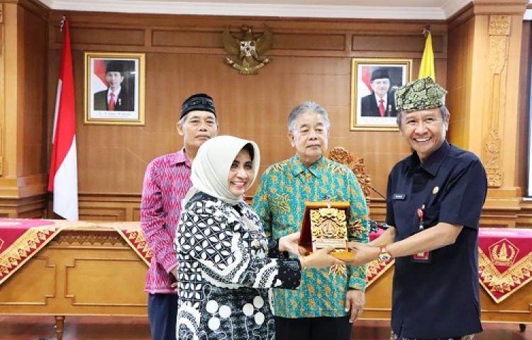   Pemkab Badung Terima Kunjungan Kerja Pemkot Tanjung Pinang Berbagi Informasi Tentang Kerukunan Umat Beragama