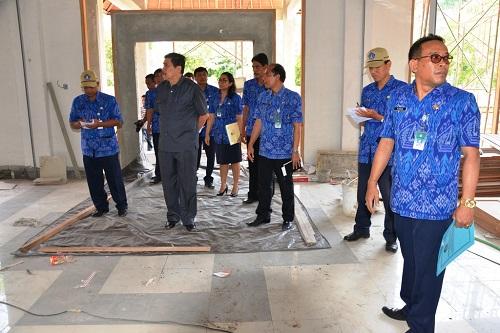Pj. Bupati Tinjau Proyek Fisik di Mengwi dan Abiansemal