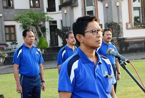 Sekda Badung I Wayan Adi Arnawa Pimpin Apel Krida, Ajak ASN Membangun Sinergitas