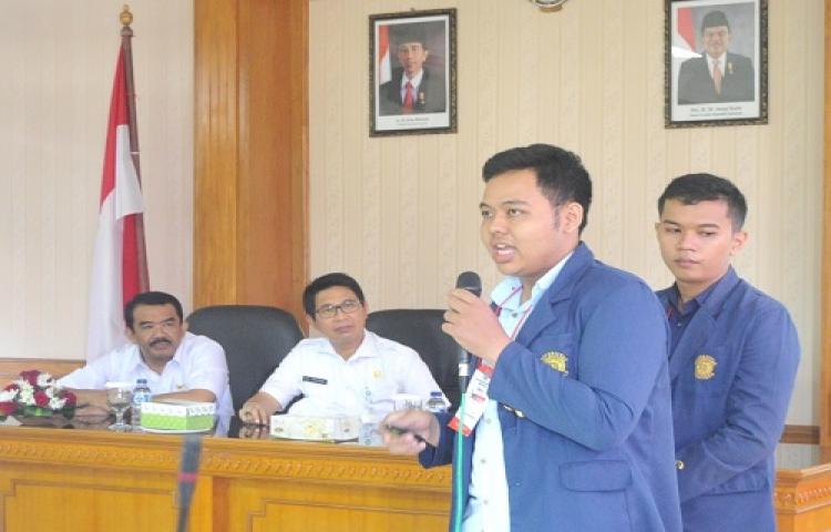 Sekda Badung Tinjau Innovation Festival (Inofest) Badan Penelitian Dan Pengembangan Kabupaten Badung 2017