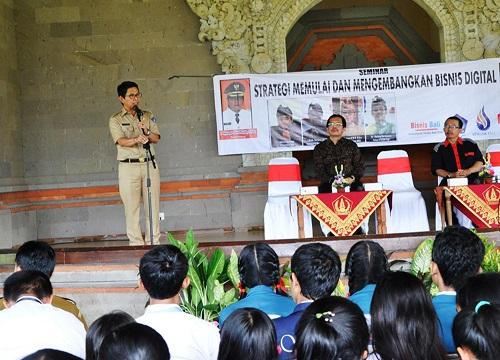 Sekkab Badung Buka Seminar Strategi Memulai dan Kembangkan Bisnis Digital