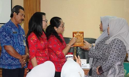 TPPKK Badung Terima Kunjungan PKK Langkat