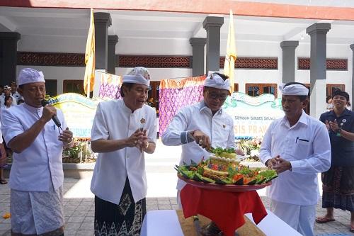 Wabup Suiasa Hadiri HUT SMK Pratama Widya Mandala ke-2