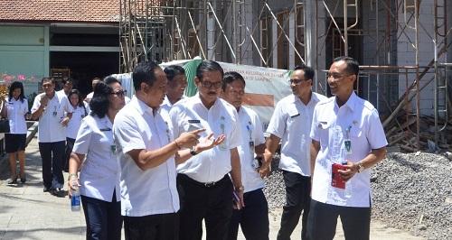 Wabup Suiasa Kunjungan Kerja ke Kuta Selatan, Pantau Pelayanan Publik dan Serap Aspirasi Masyarakat