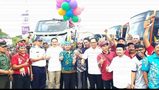 Wabup Suiasa Lepas Mudik Gratis Ke Banyuwangi