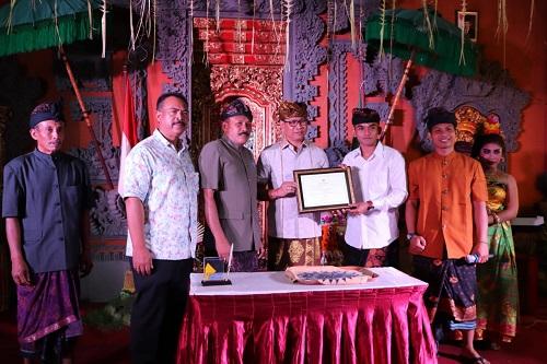 Wakil Bupati Suiasa Hadiri HUT ke-32 STT Dira Dharma, Ajak Generasi Muda Bersatu Wujudkan Badung "Landuh, TataTentrem, Kertha Raharja".