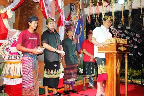 Wakil Bupati Suiasa Hadiri Hut Sekaa Teruna Parwata Kusuma Desa Petang