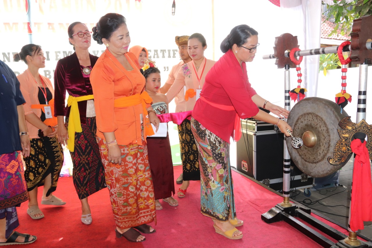 Bunda PAUD Badung Buka Gebyar PAUD se-Kecamatan Kuta  Wujudkan Generasi Emas Kreatif, Inovatif, Cerdas dan Berakhlak Mulia