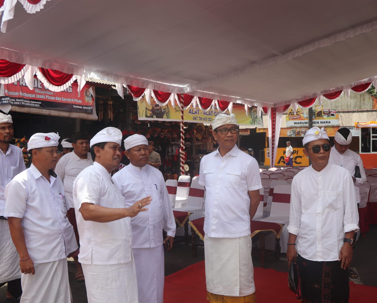 Wabup Suiasa Tinjau Persiapan Melaspas dan Peresmian Patung Sapi Pasar Beringkit