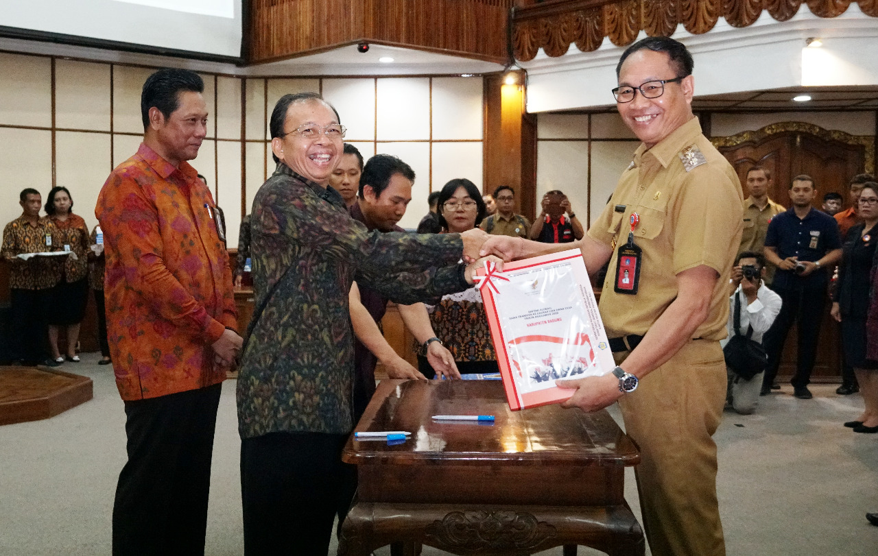 Wabup Suiasa Terima DIPA Tahun Anggaran 2020 Senilai Rp 0,738 T