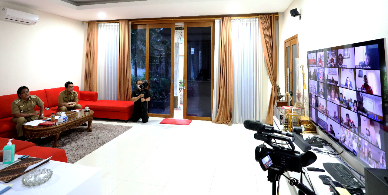 Rapat Virtual Bupati Badung dengan Camat Perbekel dan Lurah, Bergotong Royong, Gerak Cepat, Tanggap Darurat dan Tepat Sasaran Cegah Covid-19