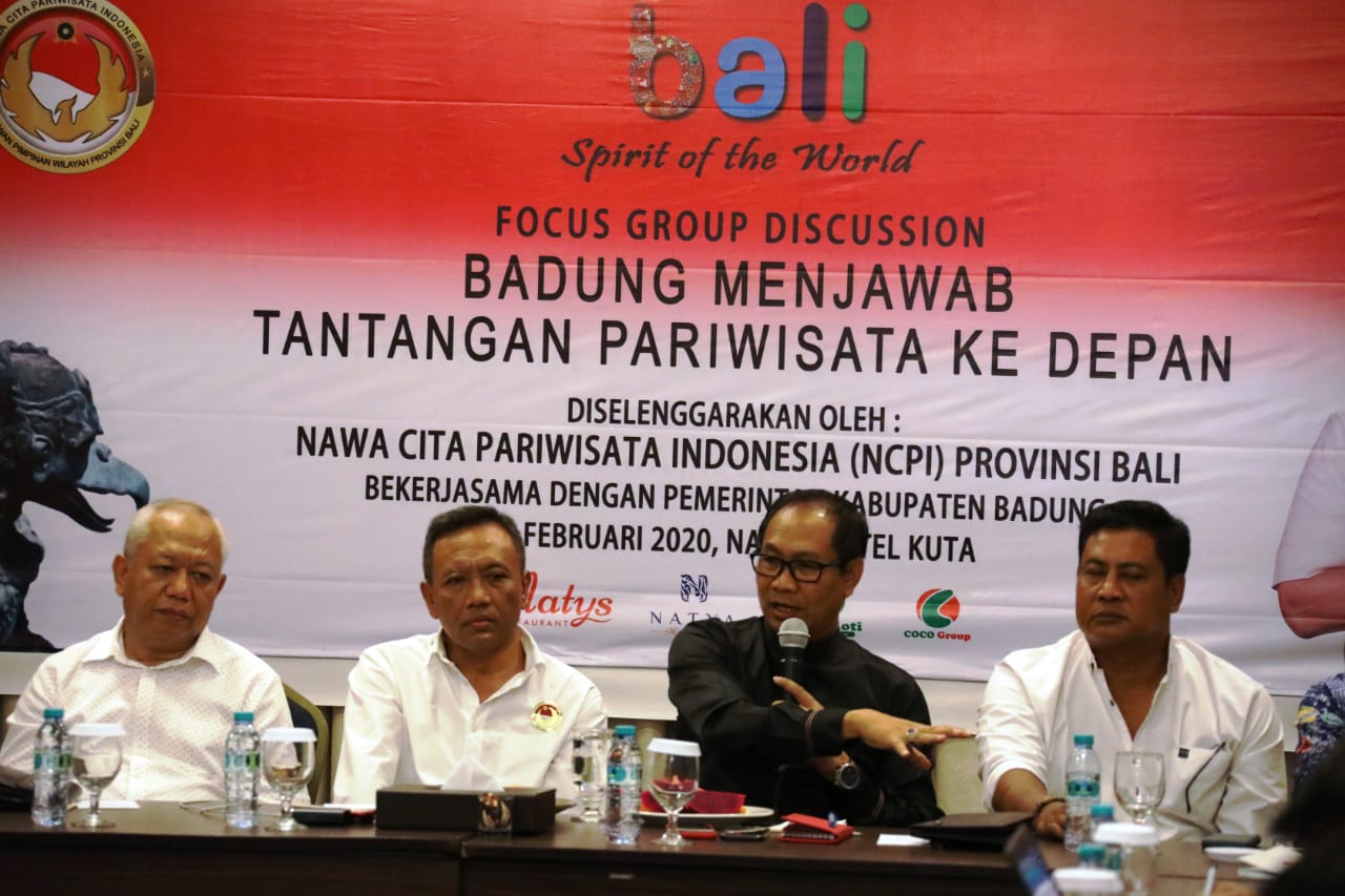 FGD Tentang Bagaimana Kabupaten Badung Menjawab Tantangan Pariwisata ke Depan Wabup Suiasa : Pemerintah Dengan Stakeholder Pariwisata Harus Bersinergi Cari Solusi