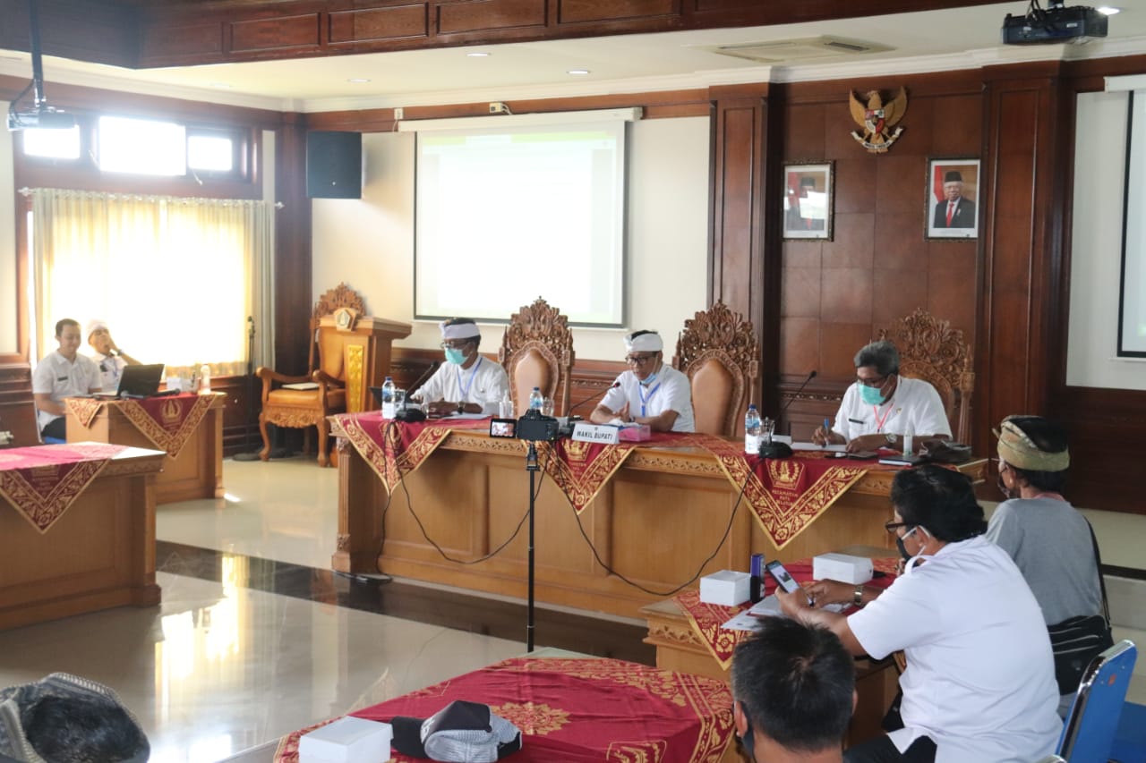 Wabup Suiasa Ingatkan Penyebaran Covid-19 Rentan Terjadi di Pasar Tradisional