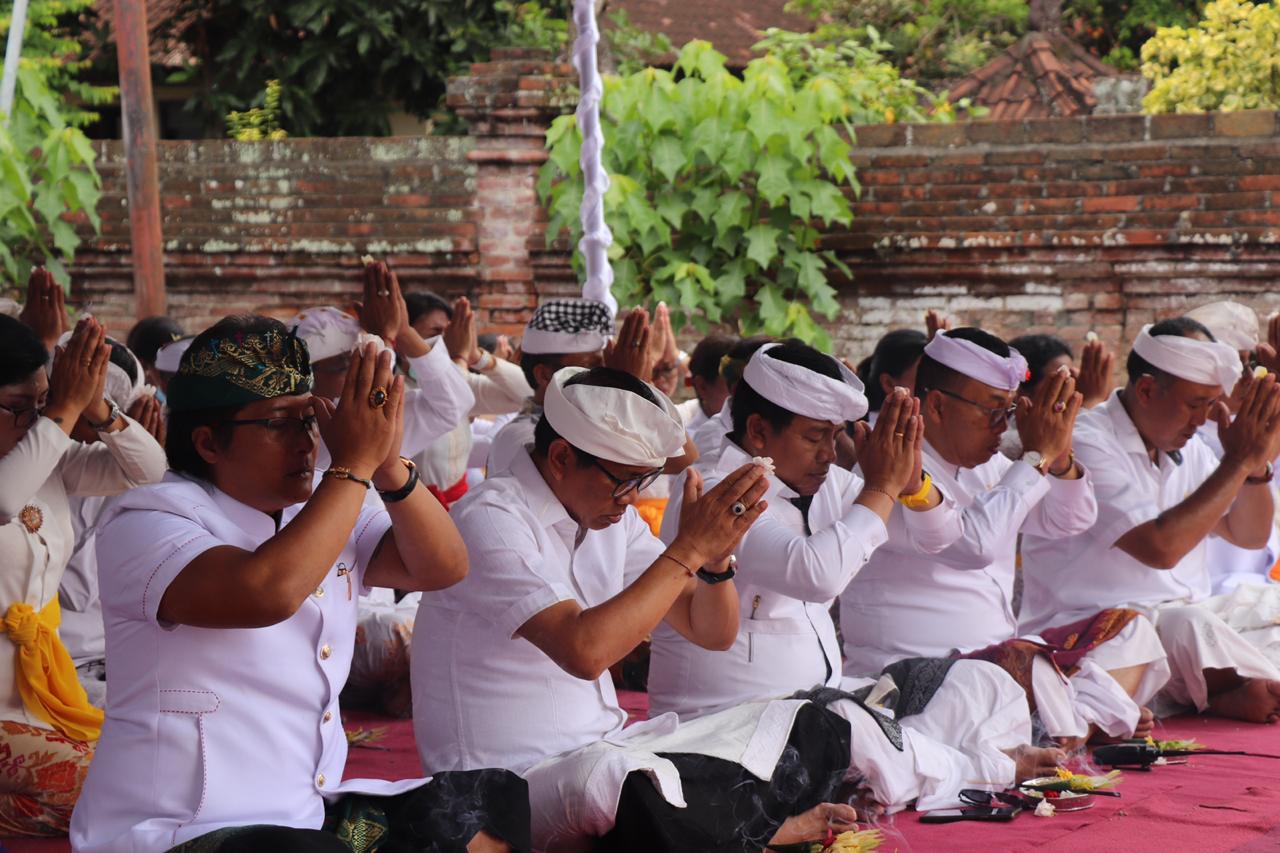 Tawur Agung Kesanga Kabupaten Badung Dipuput Sarwa Sadaka, Dipusatkan di Catus Pata Blahkiuh