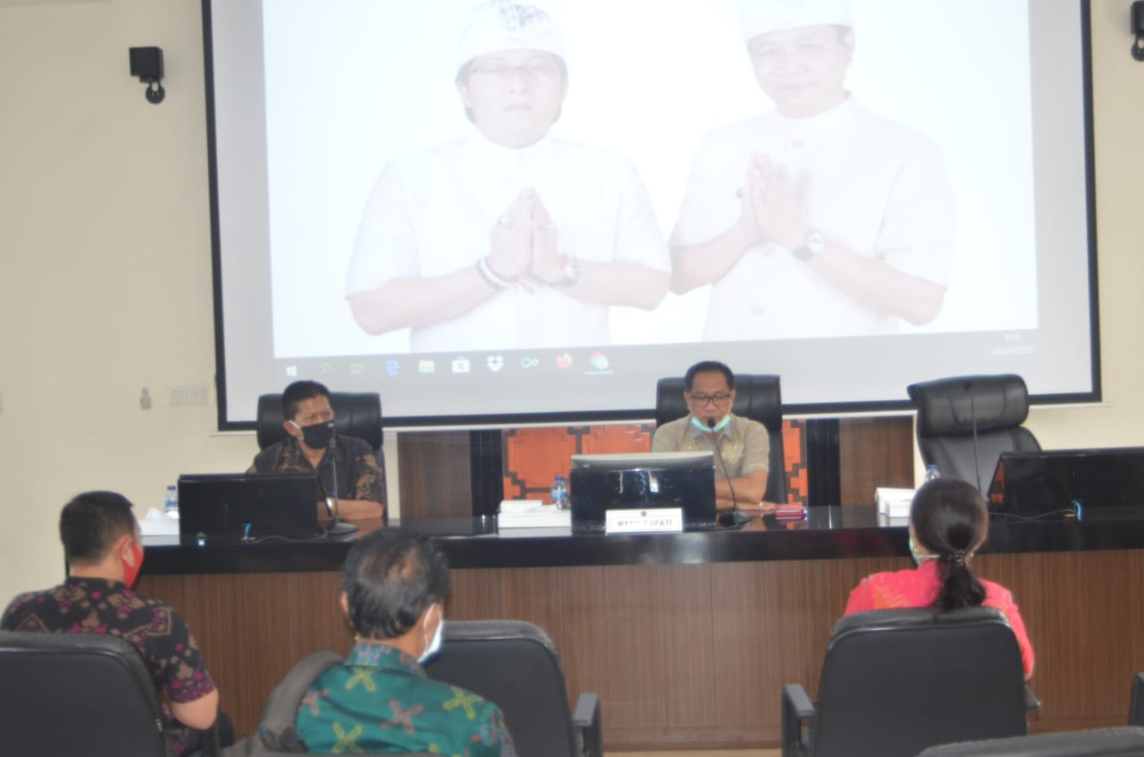 Wabup Suiasa Apresiasi Solidaritas Guru di Badung, Kumpulkan Dana Sukarela Peduli Covid-19