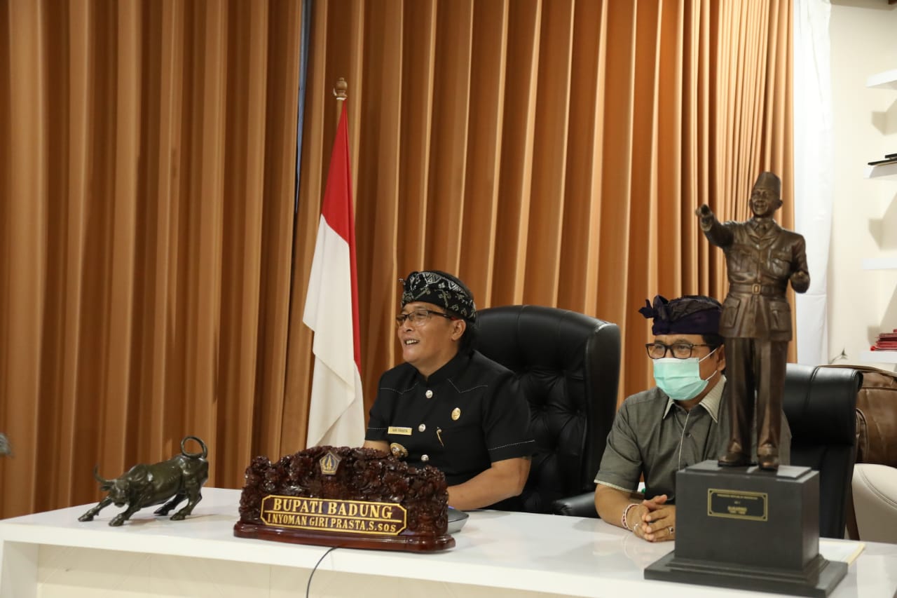 Apresiasi Kinerja Pegawai Badung di Tengah Pandemi Covid-19, Bupati Giri Prasta Ingatkan Selalu Kompak dan Fokus Melaksanakan Tugas