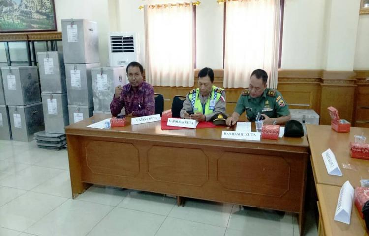 Rapat Pleno Rekapitulasi Penghitungan Suara Pilgub Bali Tahun 2018 di Kecamatan Kuta
