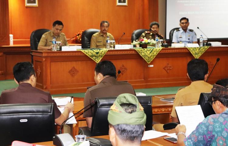 122 Bendesa Adat di Badung Ikuti Bimtek Pemahaman HAM