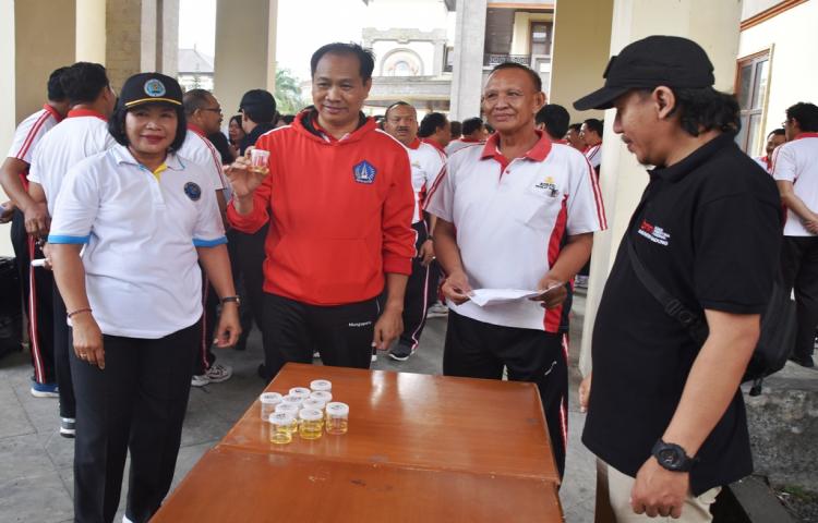 BNN Badung Tes Urine 300 ASN Pemkab. Badung.