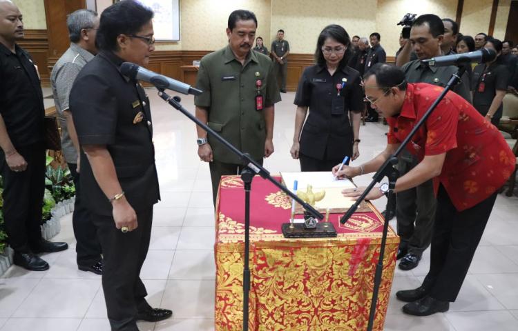 Bupati Lantik 127 Pejabat di Badung