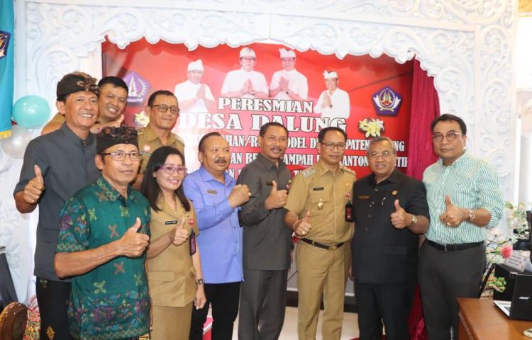 Dalung Diresmikan Sebagai Role Model di Badung, Pertama Launching Perdes. Bebas Kawasan Sampah dan Kantong Plastik
