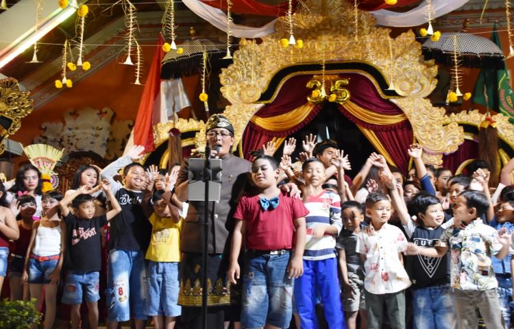 HUT STT. Dharma Yoga ke-35  Bupati Ajak Sekaa Teruna Kompak dan  Bersatu