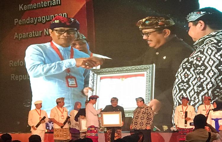 Hasil Evaluasi Atas Penerapan SAKIP Pemerintah Kabupaten/Kota Wilayah II tahun 2019  Pemkab Badung Meraih Predikat BB