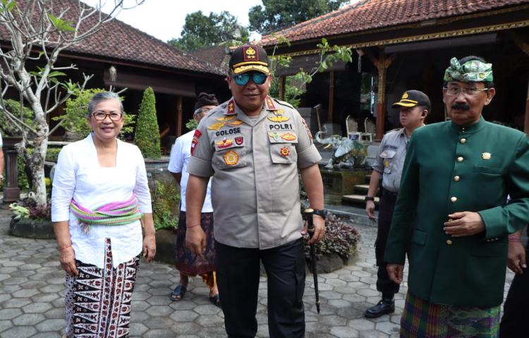 Jelang Pelaksanaan IMF-WB Bulan Oktober Kapolda Bali Kunjungi Puri Ageng Mengwi